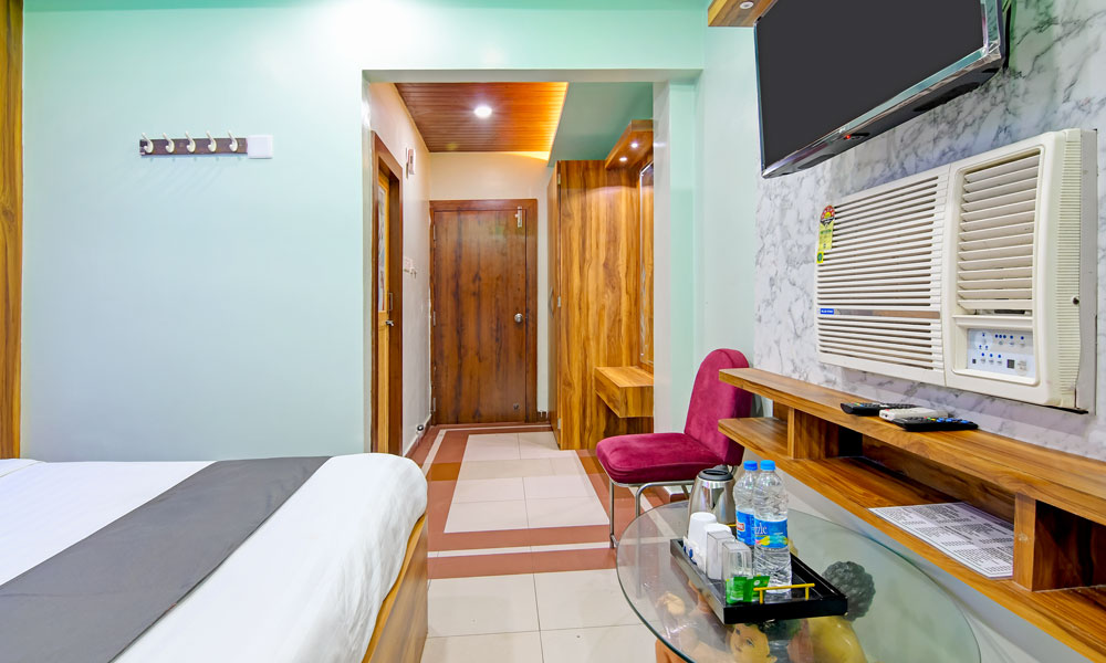 double-bed-book-hotels-in-puri