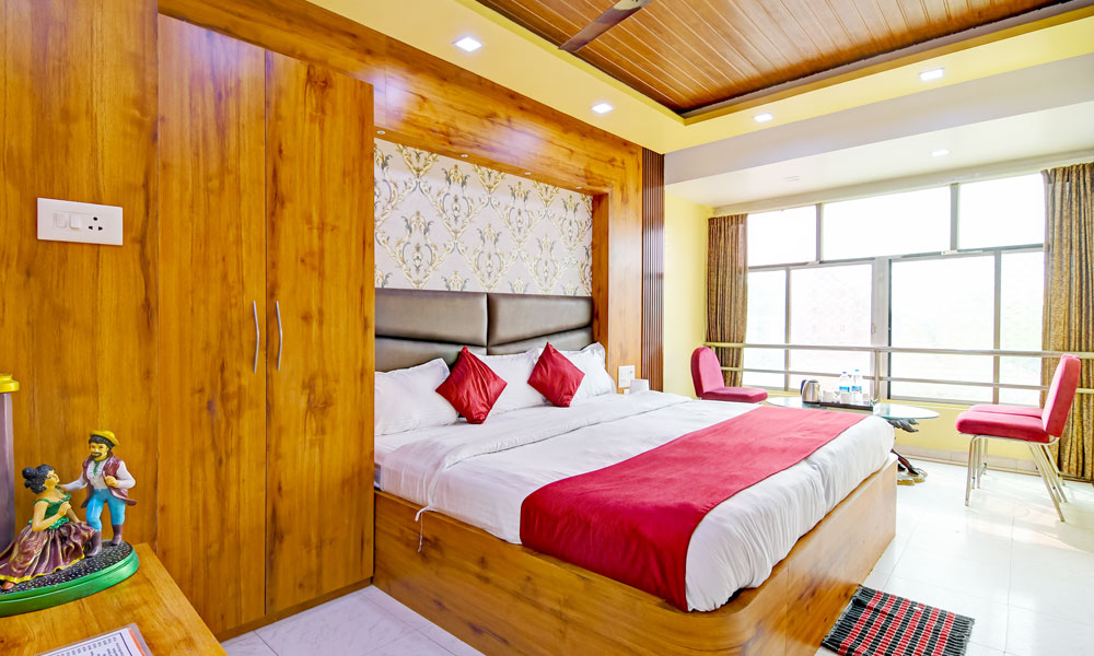 triple-bed-lodge-in-puri
